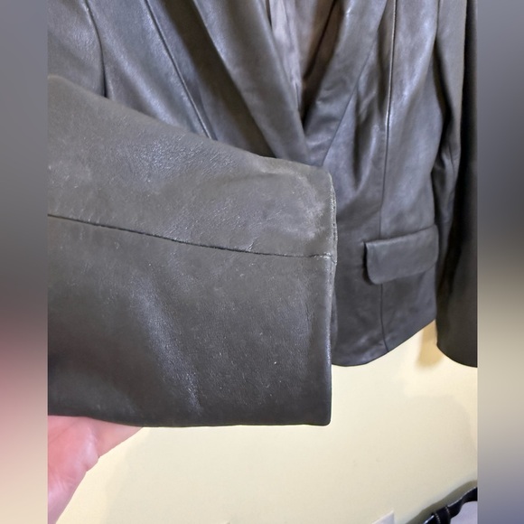 Kasper Leather Blazer *GOOD USED CONDITION* - Picture 7 of 16